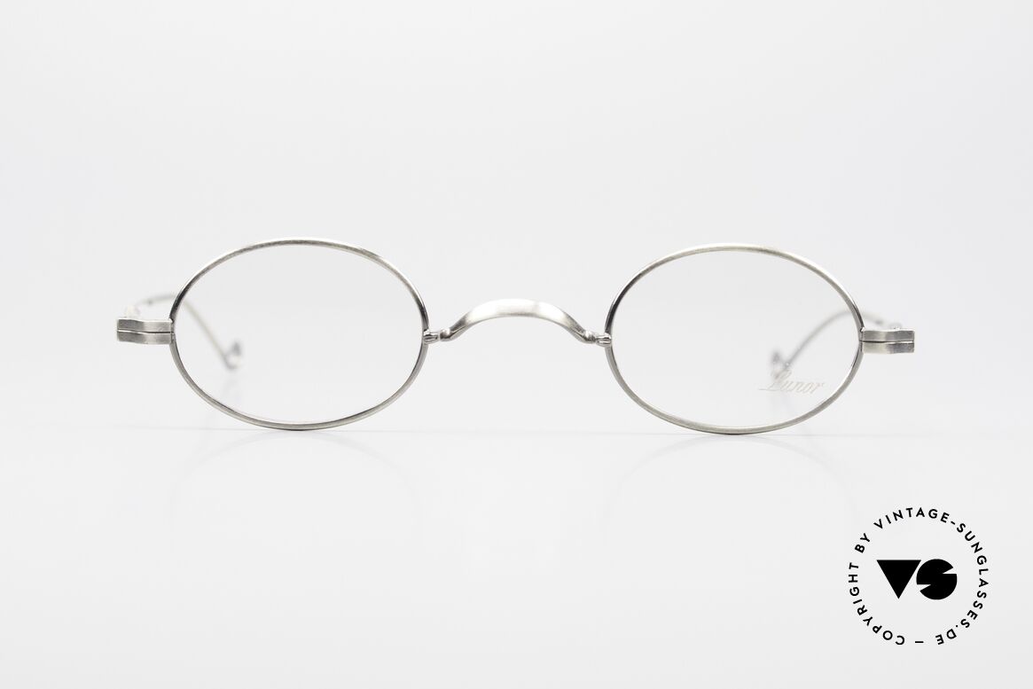 Lunor II 04 Ovale XS Brille Antik Silber, extra kleine ovale vintage Brille der LUNOR II Serie, Passend für Herren und Damen Lunor II 04 Ovale XS Brille Antik Silber, extra kleine ovale vintage Brille der LUNOR II Serie, Passend für Herren und Damen