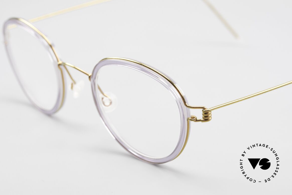 Lindberg Jackie Air Titan Rim Damenbrille Panto Stil Small, goldene Fassung mit Inner-Rand in "violett transluzent", Passend für Damen