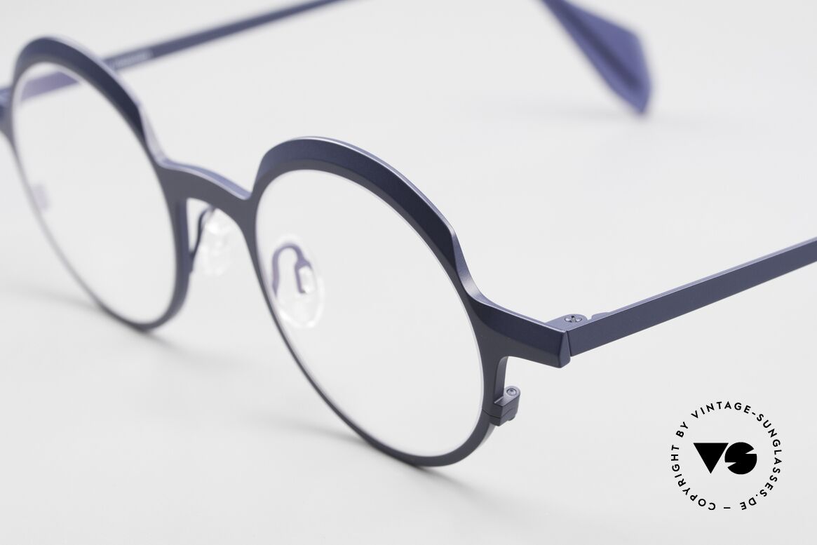 Theo Belgium Brilliant Runde Designerbrille Titanium, Größe 45-20; col. 353 (marineblau / dunkelblau), Passend für Herren und Damen