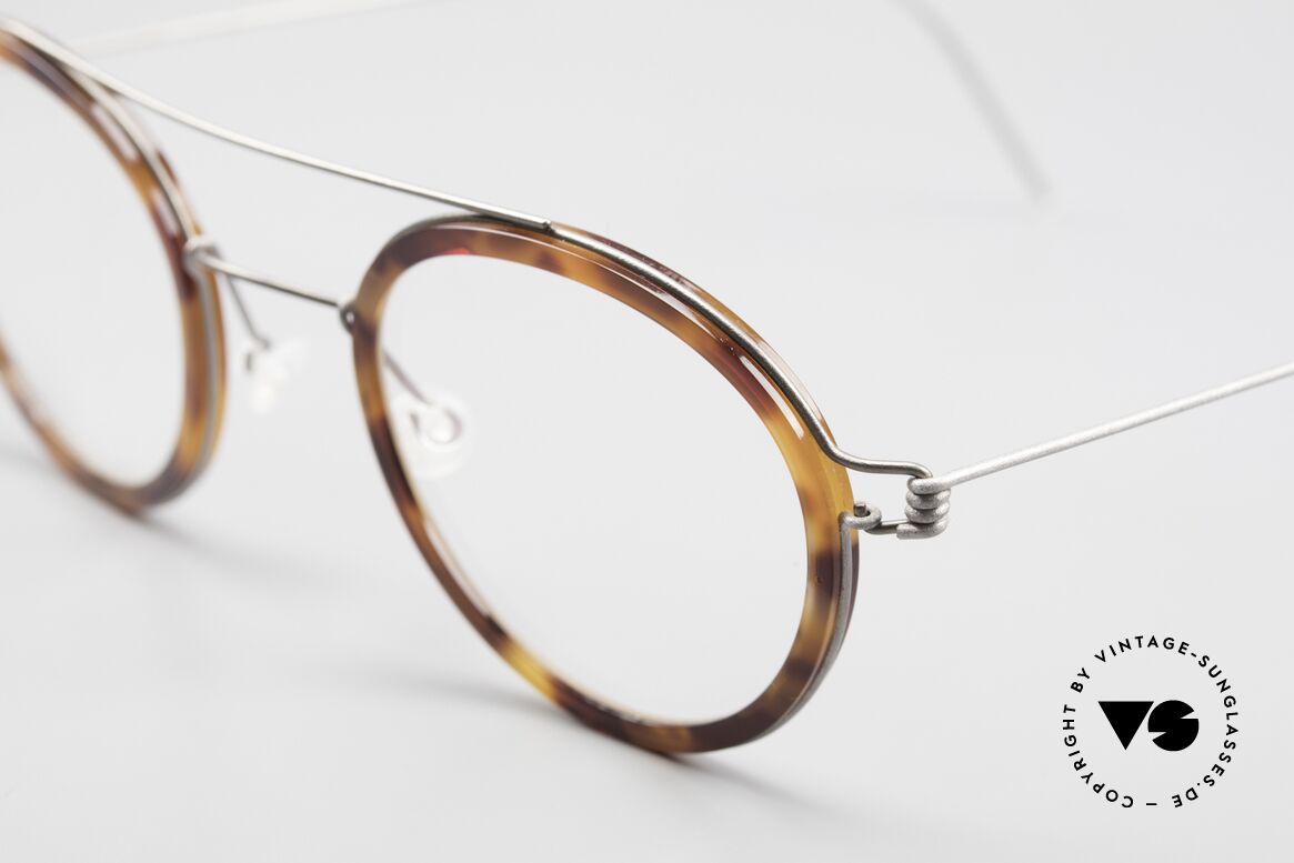 Lindberg Teitur 46 Air Titan Rim Pantobrille Mit Oberbalken, markant veredelte Air Titanium Version mit Azetat-Rand, Passend für Herren und Damen
