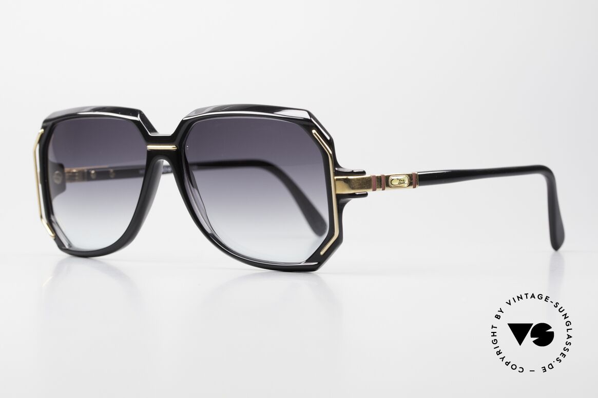 Cazal 639 Old School 80er Sonnenbrille, grandiose Rahmengestaltung in Farbe und Form, Passend für Herren