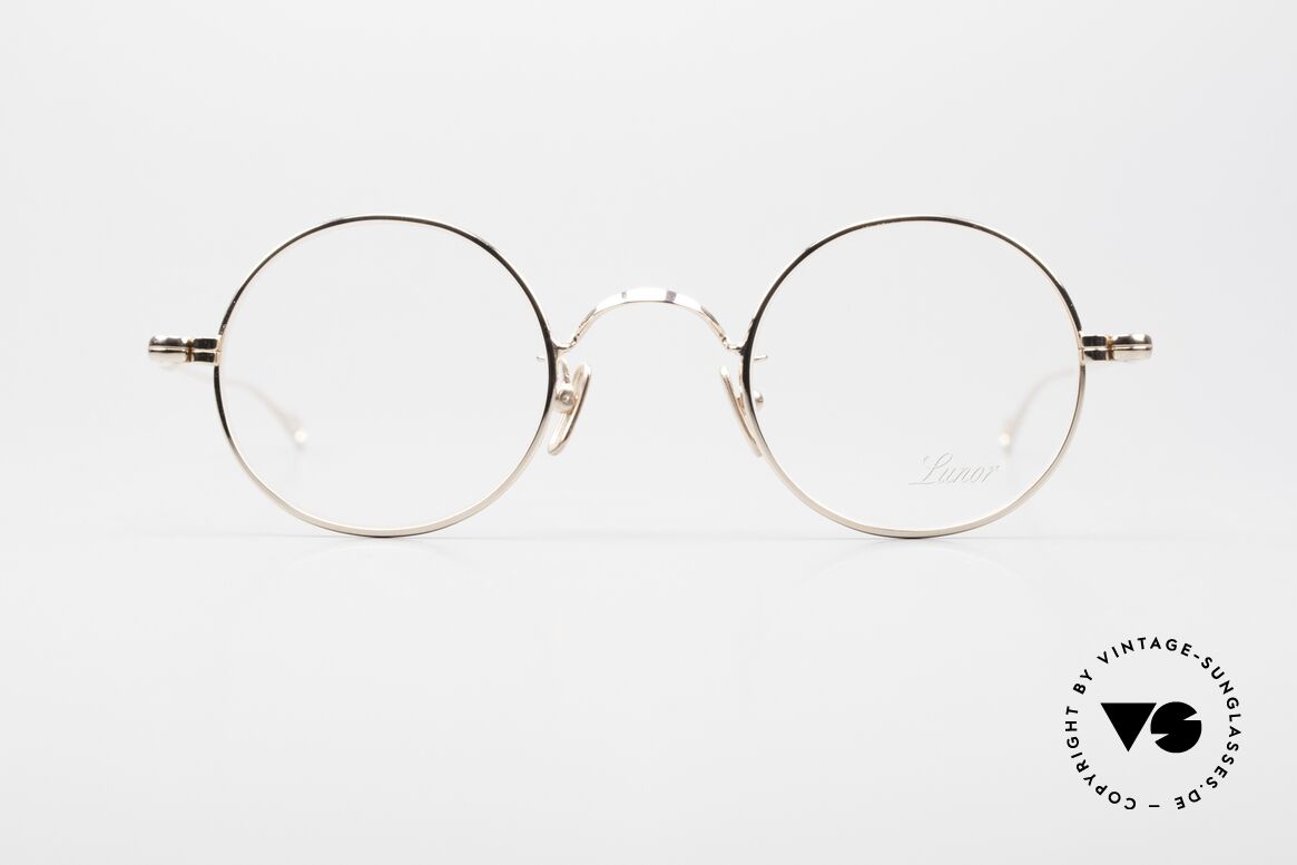 Lunor V 110 Limitiere Rose Gold Brille Rund, runde Lunor Metallbrille mit Pads aus reinem Titan, Passend für Herren und Damen Lunor V 110 Limitiere Rose Gold Brille Rund, runde Lunor Metallbrille mit Pads aus reinem Titan, Passend für Herren und Damen
