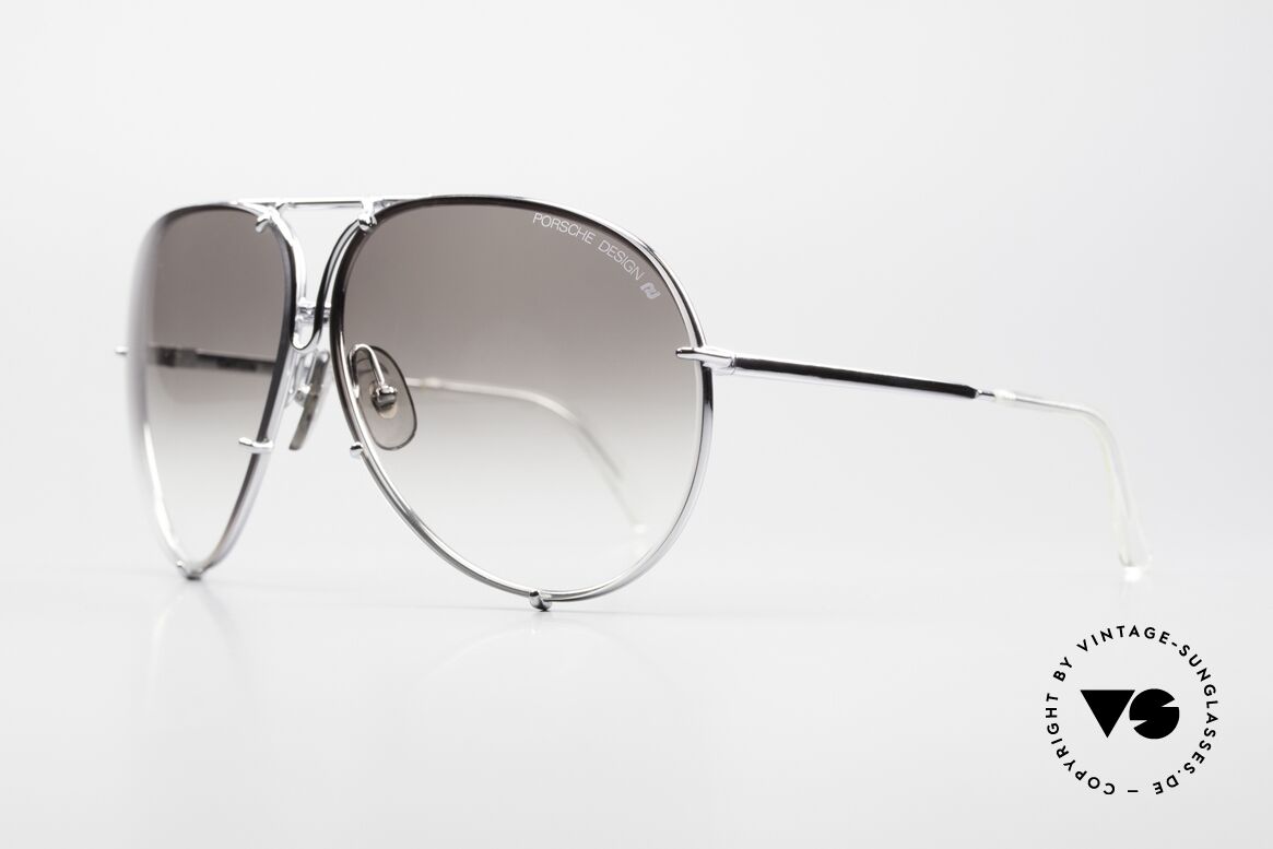 Porsche 5623 Black Mass Film Sonnenbrille, die 80er Legende mit den auswechselbaren Gläsern, Passend für Herren und Damen