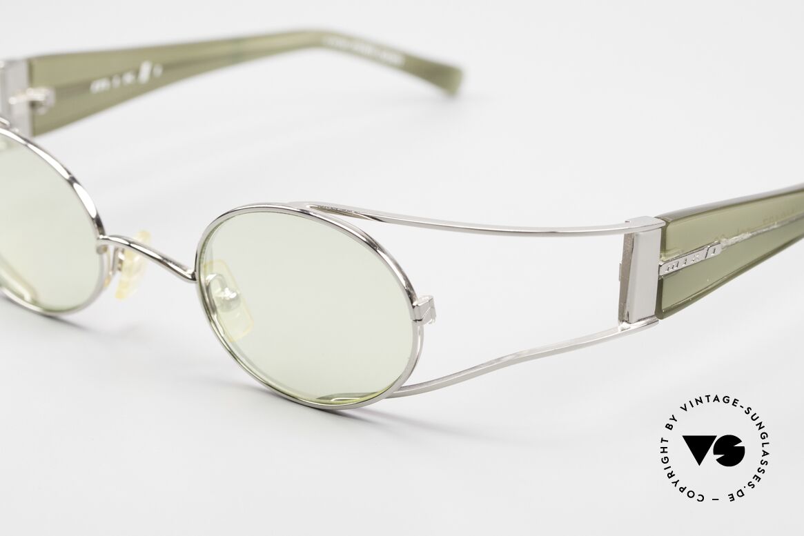 Alain Mikli 0427 / 03 Futuristische 2000er Brille, leicht verspiegelte Sonnengläser; 100% UV Schutz, Passend für Herren und Damen