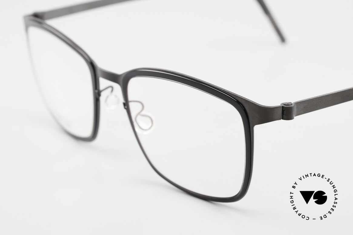 Lindberg 9702 Strip Titanium Leichte Designerbrille 2017, trägt für uns das Prädikat "TRUE VINTAGE LINDBERG", Passend für Herren und Damen