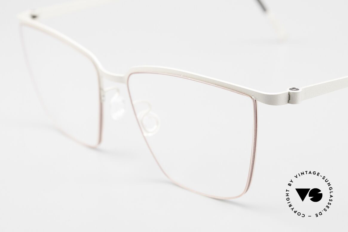 Lindberg 7421 Strip Titanium Feminine Damenbrille 2018, trägt für uns das Prädikat "TRUE VINTAGE LINDBERG", Passend für Damen