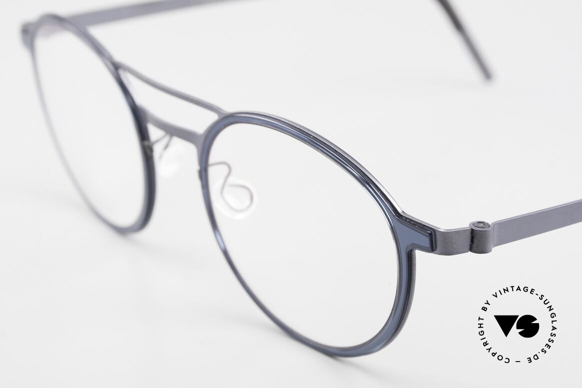 Lindberg 9739 Strip Titanium Rund Doppelbrücke Herren, trägt für uns das Prädikat "TRUE VINTAGE LINDBERG", Passend für Herren