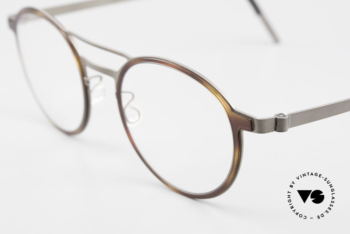 Lindberg 9739 Strip Titanium Doppelbrücke Herrenbrille, trägt für uns das Prädikat "TRUE VINTAGE LINDBERG", Passend für Herren