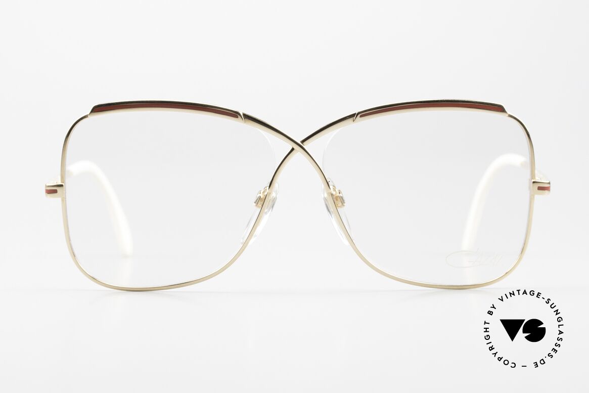Cazal 224 True Vintage 80er Brille, außergewöhnliche, geschwungene Form der Gläser, Passend für Damen