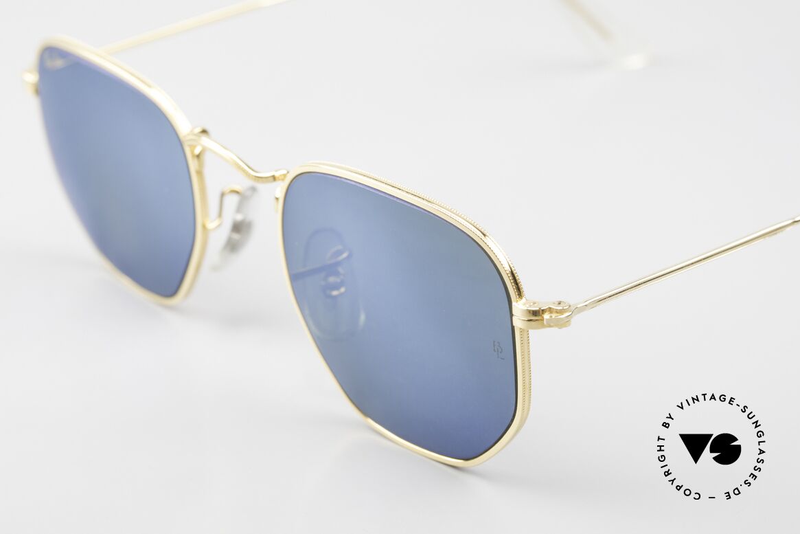 Ray Ban Classic Style III Blau Verspiegeltes B&L Glas, ungetragen; wie alle unsere alten 80er USA Ray Bans, Passend für Herren und Damen