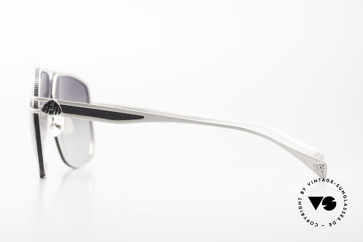 Maybach The Defiant I Platinum Brille Nappa Leder, inspiriert am weltberühmten Automobil-Interieur, Passend für Herren