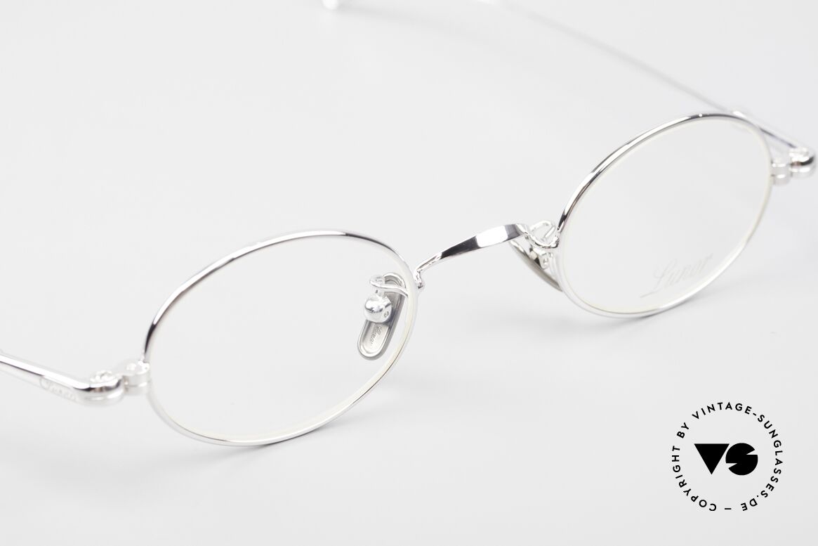 Lunor V 101 Kleine Ovale Brille Platin, natürlich ungetragen und mit den Titan-Nasenpads, Passend für Herren und Damen