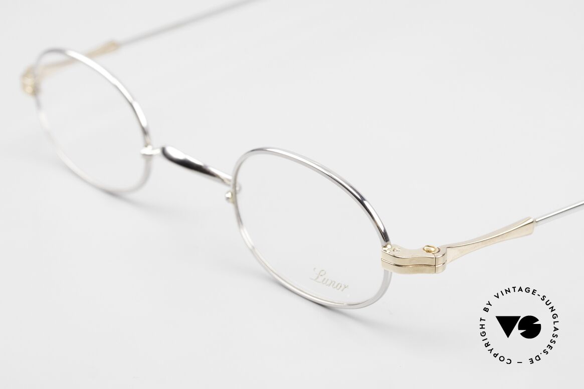 Lunor II 08 Ovale Brille Limited Bicolor, Brillendesign in Anlehnung an frühere Jahrhunderte, Passend für Herren und Damen