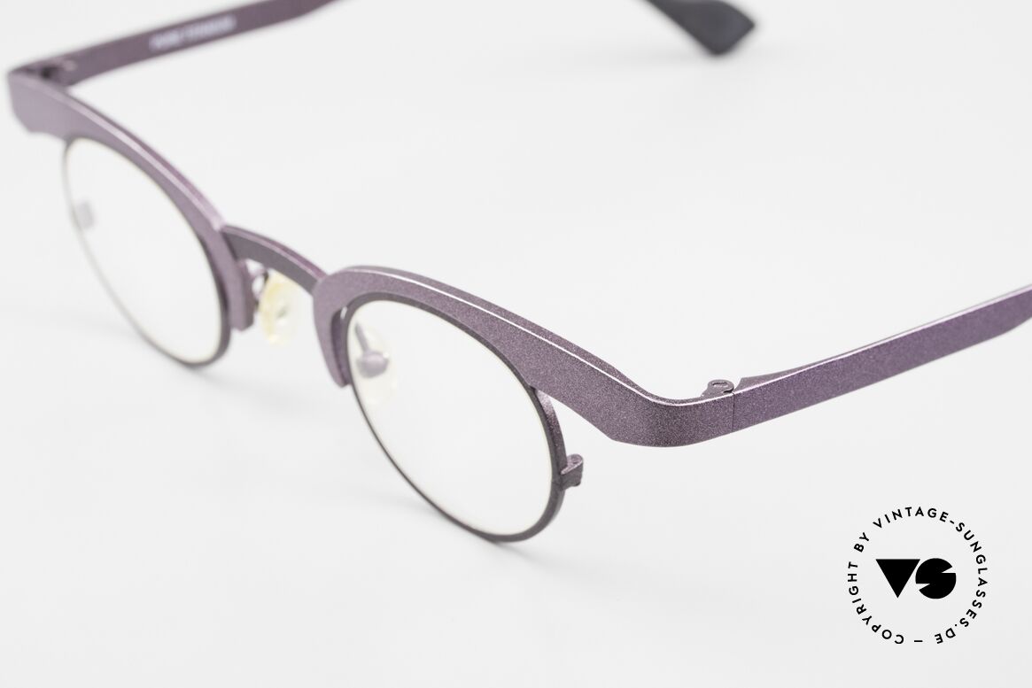 Theo Belgium O Designerbrille Für Frauen, sehr spezille Form; Rahmen in violett / schwarz, Passend für Damen