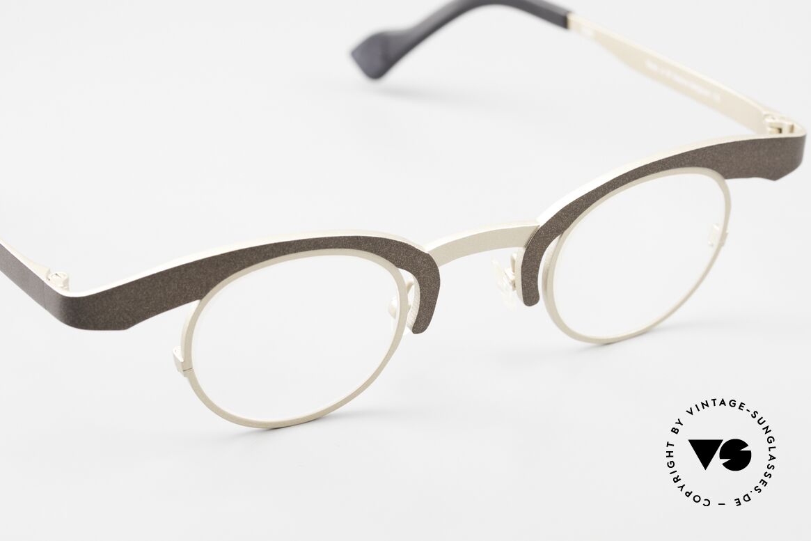 Theo Belgium O Designerbrille Titanium, ungetragene Kunstbrille für die, die sich trauen!, Passend für Damen