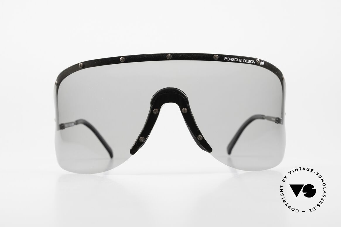 Porsche 5620 Yoko Ono Sonnenbrille 80er, Model 5620: riesige Scheibe für den besonderen Auftritt, Passend für Herren und Damen