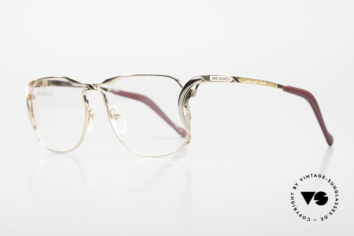 Machiavelli 6-10 Titanbrille Extravagant, Kollektion benannt nach dem italienischen Philosophen, Passend für Damen