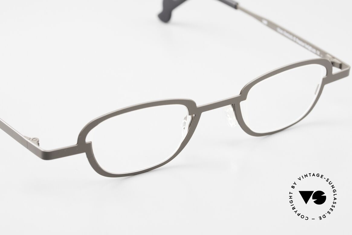 Theo Belgium Switch Rare Designerbrille Unisex, ungetragen; wie alle unsere vintage Theo Brillen, Passend für Herren und Damen