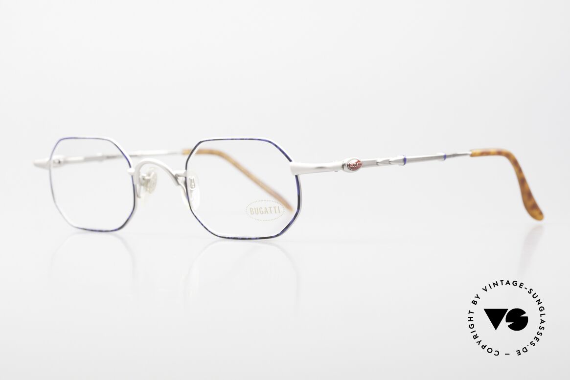 Bugatti 29938 Eckige Luxus Herrenbrille 90er, ergonomisch geformter Rahmen in Top-Qualität, Passend für Herren
