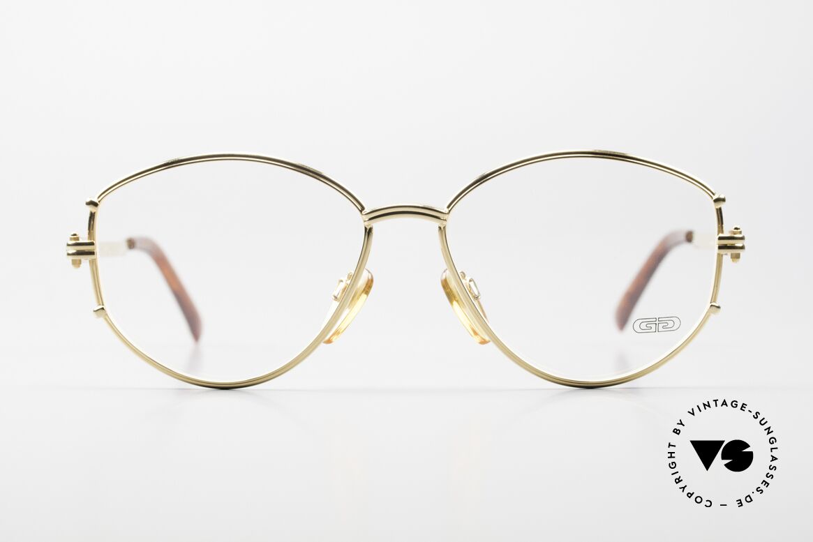 Gerald Genta New Classic 07 Außergewöhnliche Damenbrille, Gérald Genta: eher bekannt für außergewöhnliche Uhren, Passend für Damen