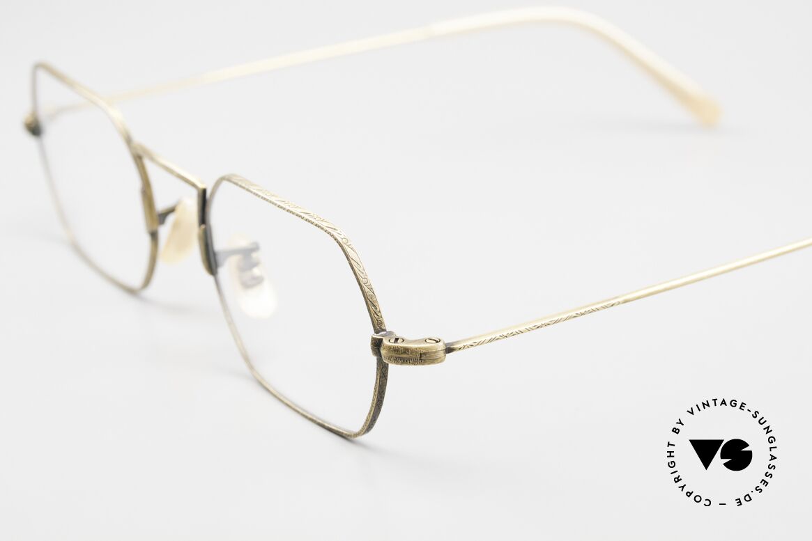 Oliver Peoples Pane Eckige Vintage Brille 90er, kombiniert mit dem intellektuellen Styling der 60er, Passend für Herren und Damen