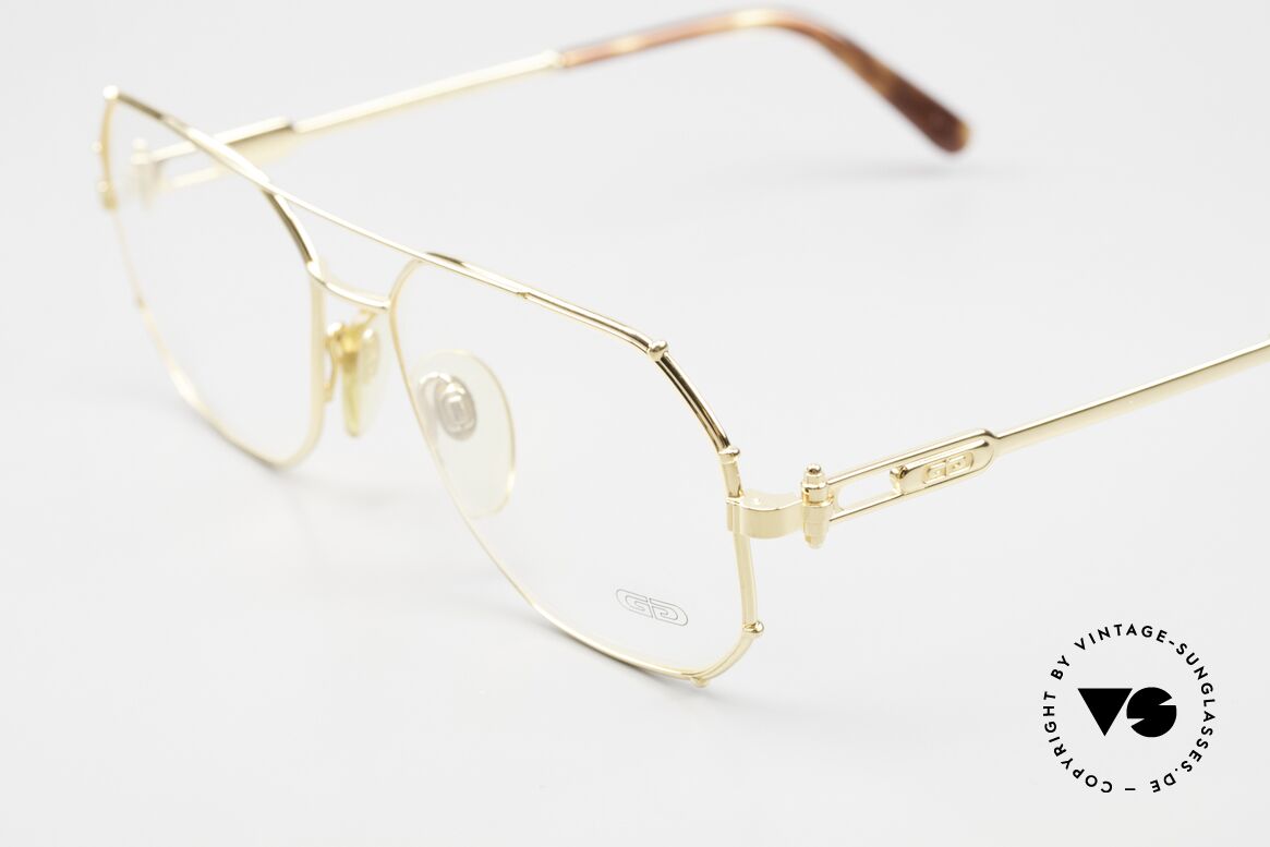 Gerald Genta Gold & Gold 01 Außergewöhnliche Luxusbrille, LUXUS-Accessoires (wie z.B. Brillen) kamen später dazu, Passend für Herren