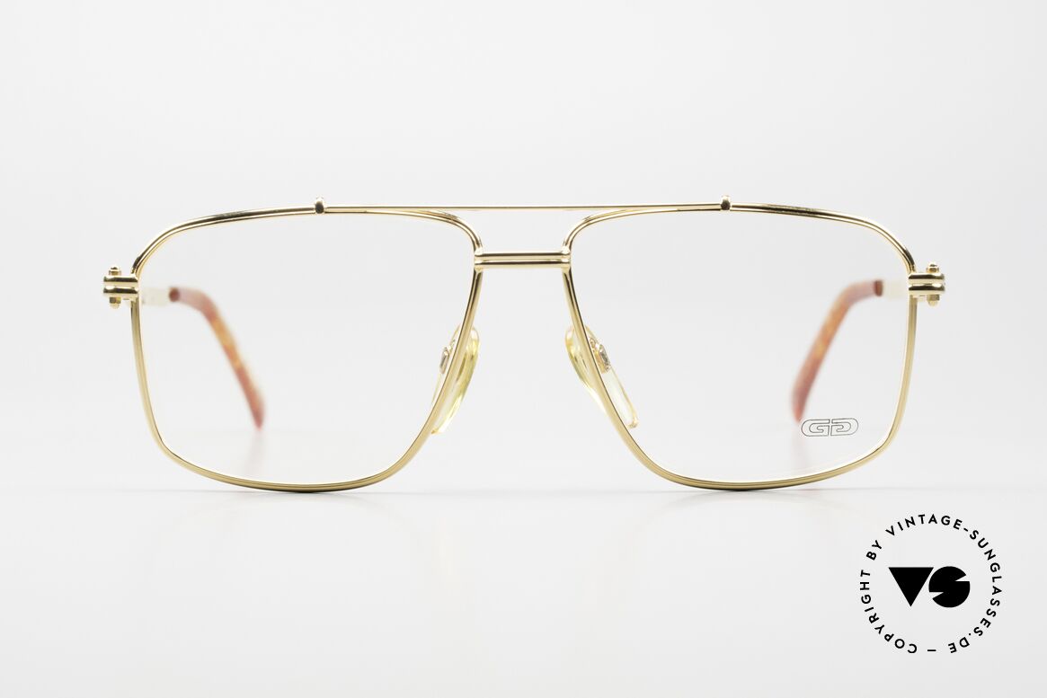 Gerald Genta New Classic 03 24kt Made in Japan Qualität, Gérald Genta: eher bekannt für außergewöhnliche Uhren, Passend für Herren