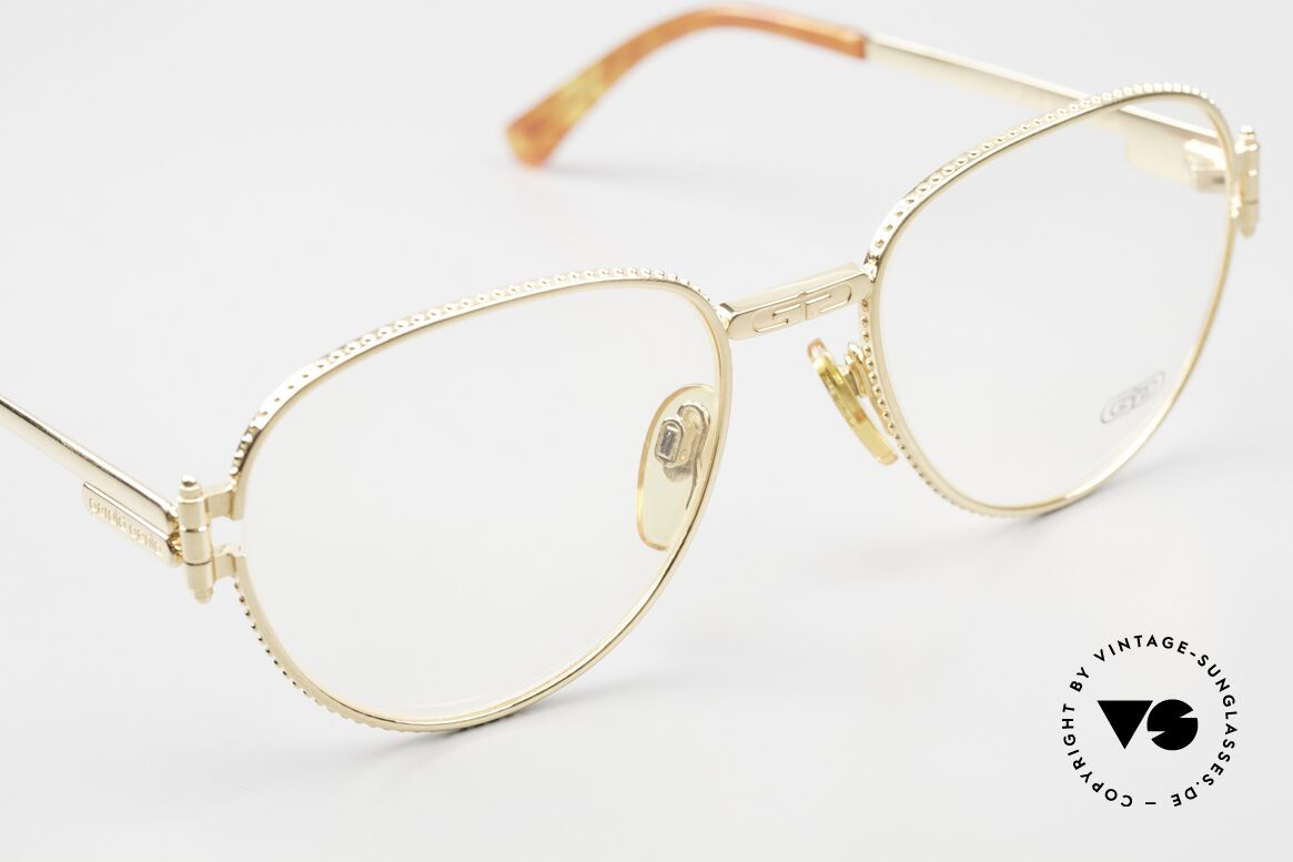 Gerald Genta Gefica 03 24kt GP Made in Japan, entsprechend hohe Qualität dieses 1990er Jahre Modells, Passend für Herren und Damen