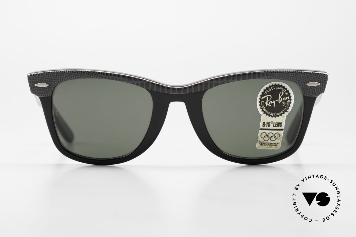 Ray Ban Wayfarer I Limitierte Leder Sonnenbrille, LIMITIERTE 1980er Edition mit grauem LEDER, Passend für Herren und Damen