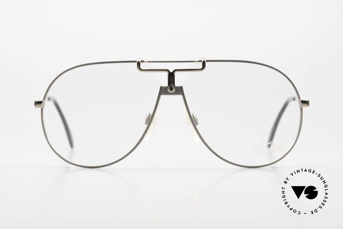 Cazal 731 Titanium Brille West Germany, 14 Gramm leichtes Titangestell im Targa-Design, Passend für Herren