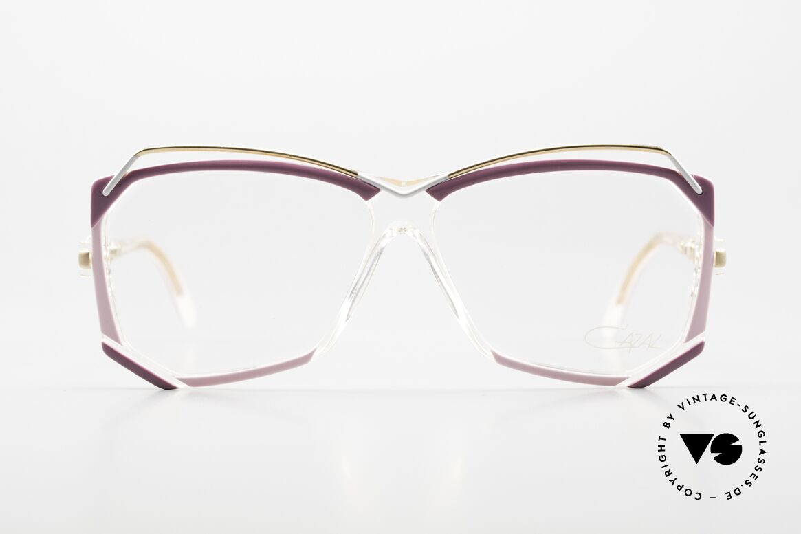 Cazal 188 80er Vintage Designer Brille, kunstvoll gestalteter Rahmen mit vielen Details, Passend für Damen