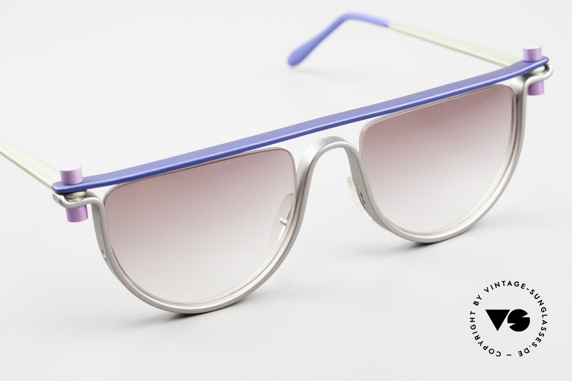 ProDesign No4 Filmsonnenbrille Von 1995, dieses ungetragene N°4 Modell stammt von ca. '95, Passend für Herren und Damen