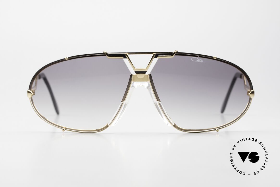 Cazal 906 Last Action Hero Filmbrille, 906: eine der schönsten vintage Sonnenbrillen von Cazal, Passend für Herren
