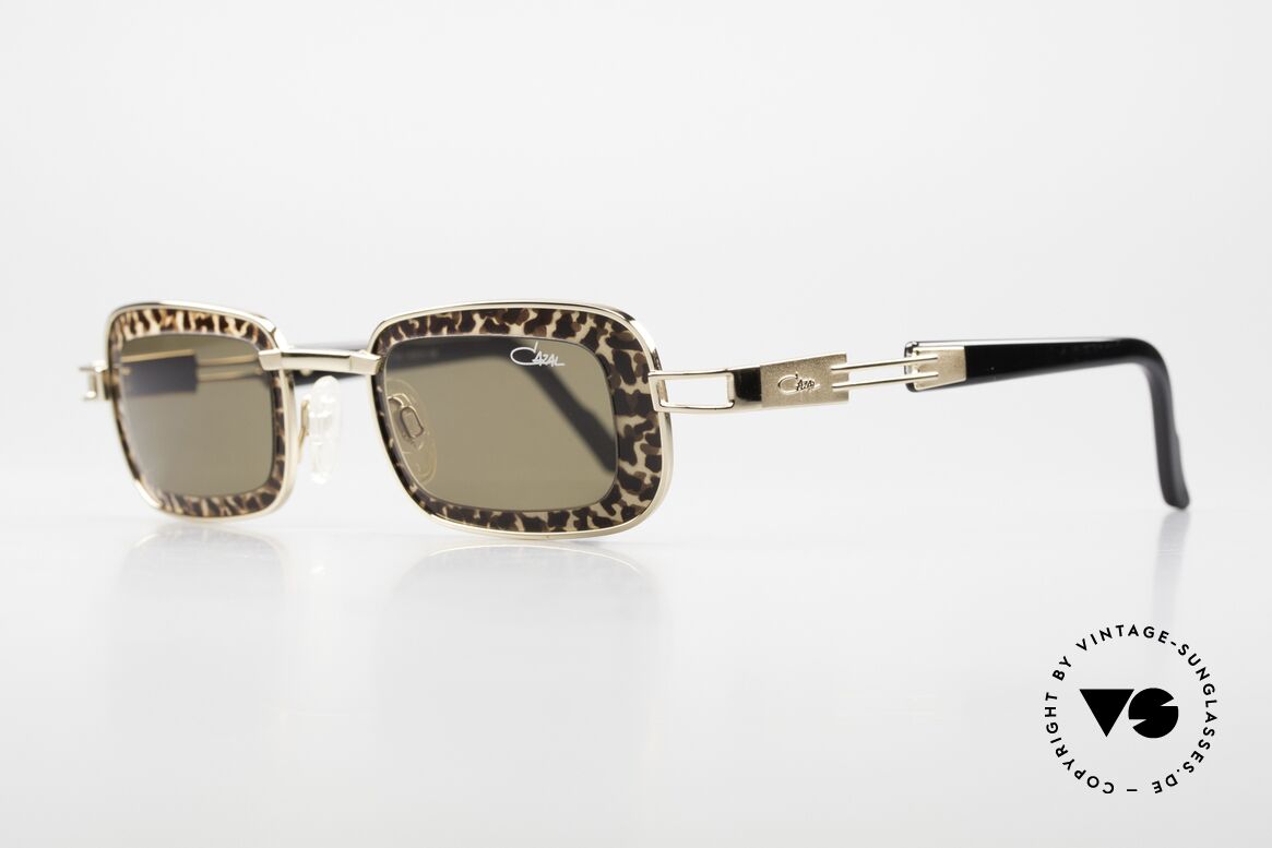 Cazal 913 Eckige Leoparden-Brille, schwarz/matt-goldener Rahmen; Leoparden-Optik, Passend für Damen