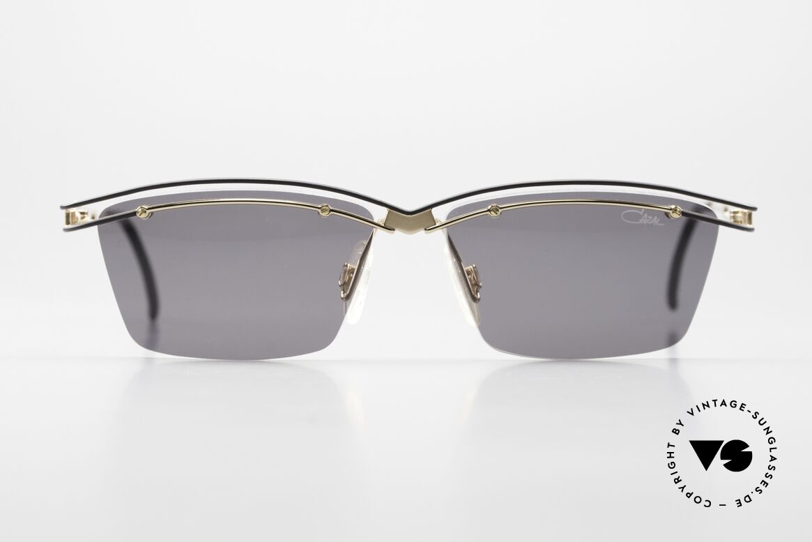 Cazal 992 Eckige Designer Sonnenbrille, markantes CAZAL Design aus den 1990er Jahren, Passend für Damen