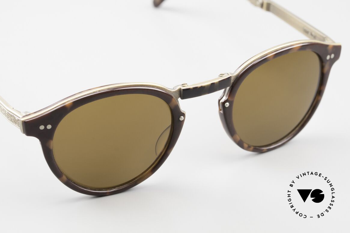 Matsuda 2811 Faltbare Panto-Sonnenbrille, äußerst aufwändige Gravur-Elemente zieren den Rahmen, Passend für Herren und Damen
