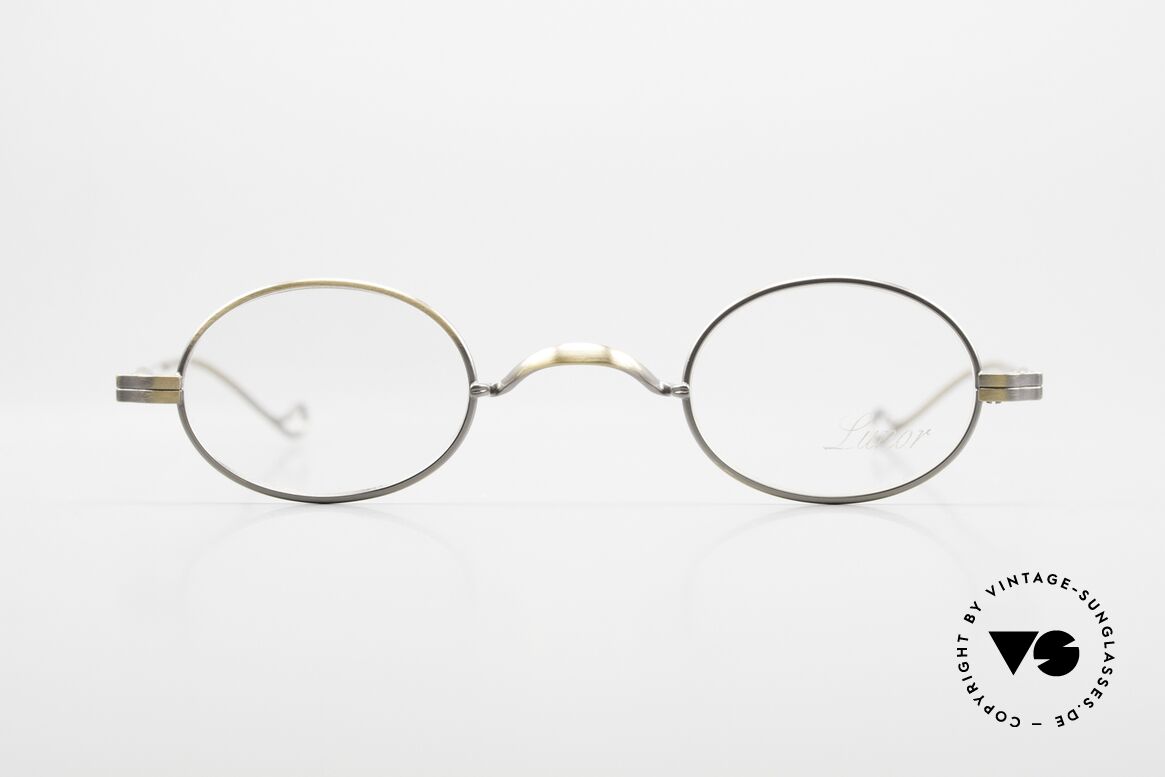 Lunor II 04 Kleine Alte Originalbrille, extra kleine ovale vintage Brille der LUNOR II Serie, Passend für Herren und Damen Lunor II 04 Kleine Alte Originalbrille, extra kleine ovale vintage Brille der LUNOR II Serie, Passend für Herren und Damen
