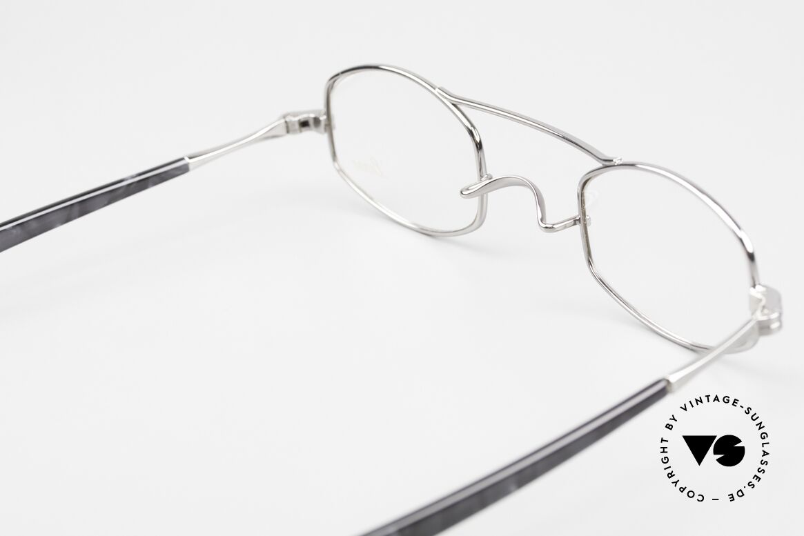 Lunor II A 16 Platin-Plattierte 90er Brille, die Front-Form wird als "liegende Tonne" bezeichnet, Passend für Herren und Damen