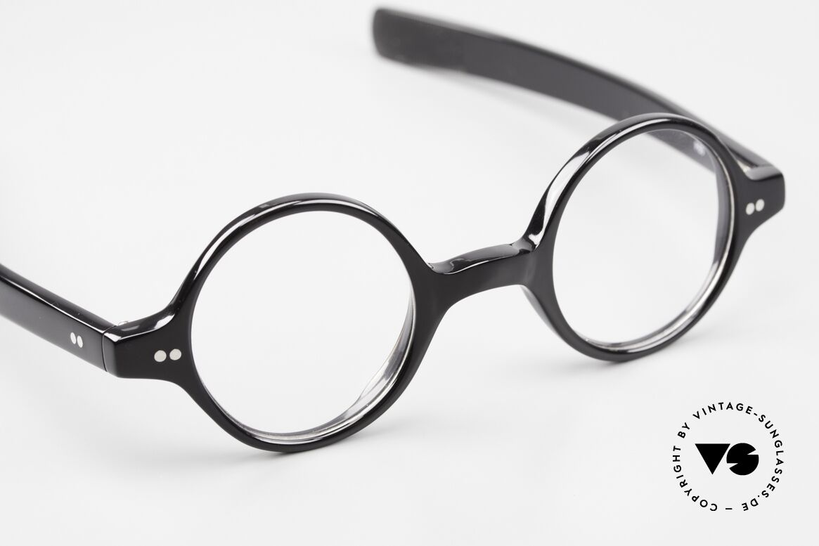 Lesca P60 Runde Brille Damen & Herren, daher erstmalig in unserem vintage Brillensortiment, Passend für Herren und Damen