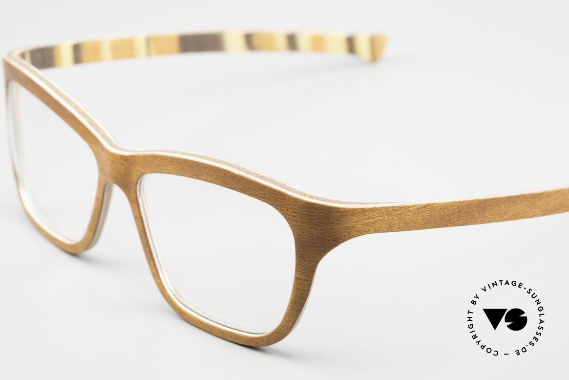 W-Eye 404 Unisex Holzbrille aus Italien, ein Unikat - dank der verwendeten Naturmaterialien, Passend für Herren und Damen