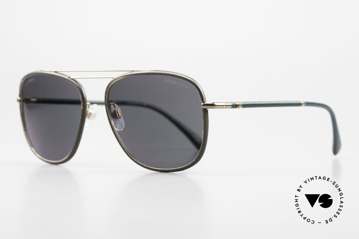 Chanel 4230 Luxus Sonnenbrille Leder, entspiegelte Sonnengläser (mit 100% UV Protection), Passend für Herren und Damen