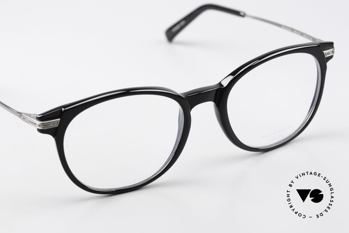 Masunaga GMS-811 Made in Japan Eyewear, Präzision und aufwändige Gravuren als Stilmerkmal, Passend für Herren und Damen
