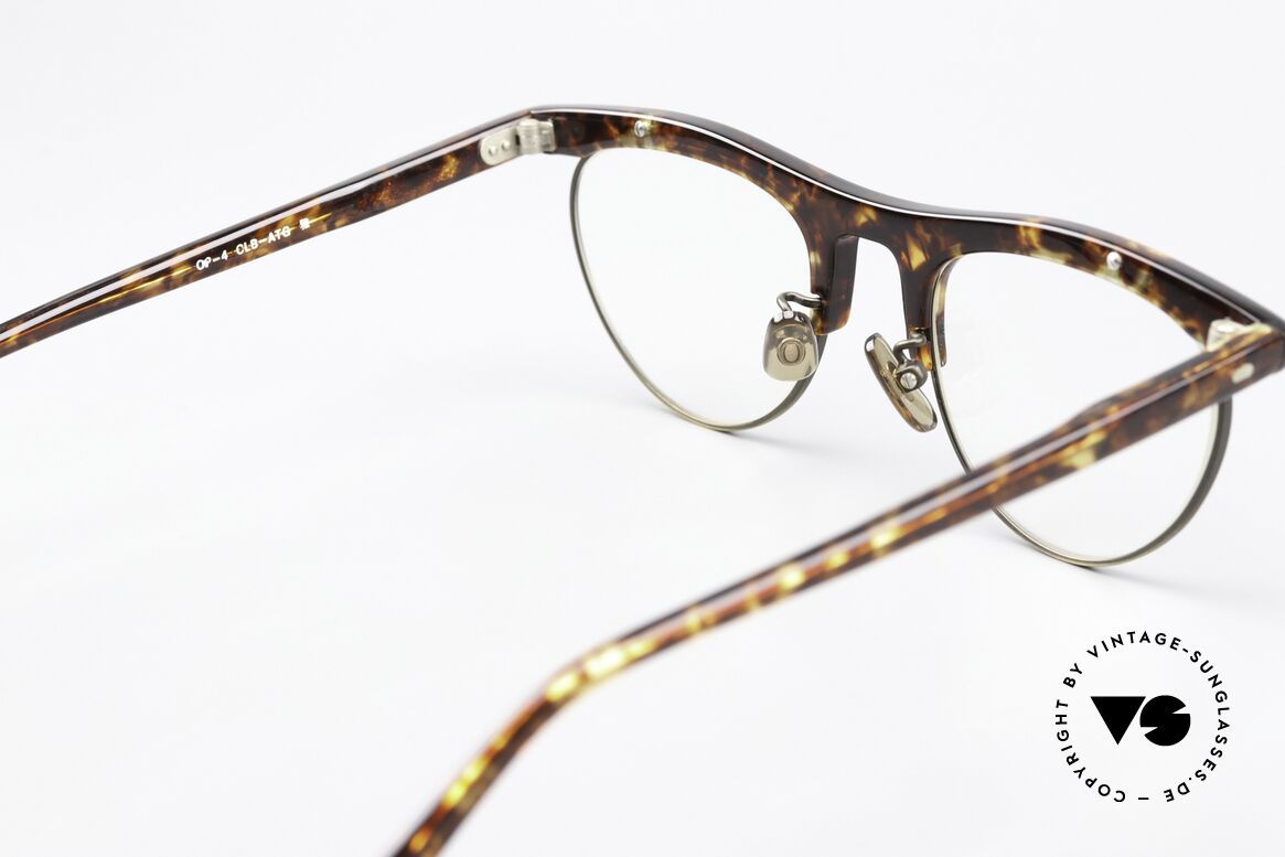 Oliver Peoples OP4 90er Brille Made in Japan, DEMOS sollten durch optische Gläser ersetzt werden, Passend für Herren und Damen