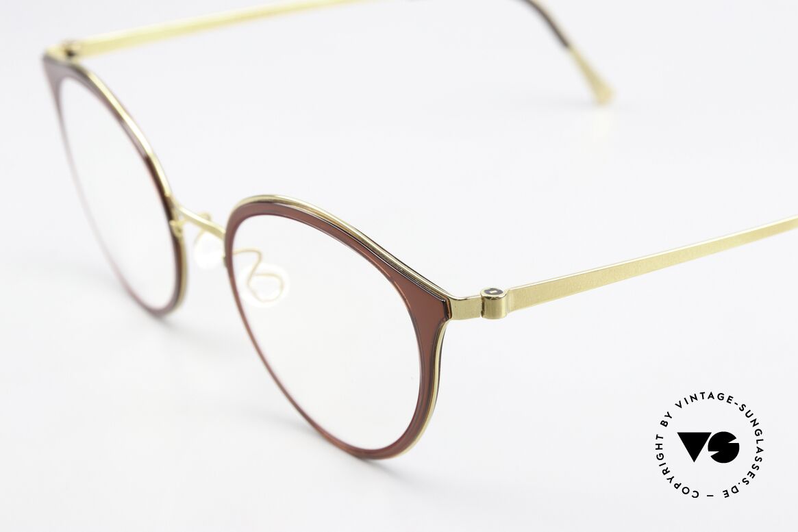 Lindberg 9728 Strip Titanium Sehr Weibliches Brillendesign, trägt für uns das Prädikat "TRUE VINTAGE LINDBERG", Passend für Damen