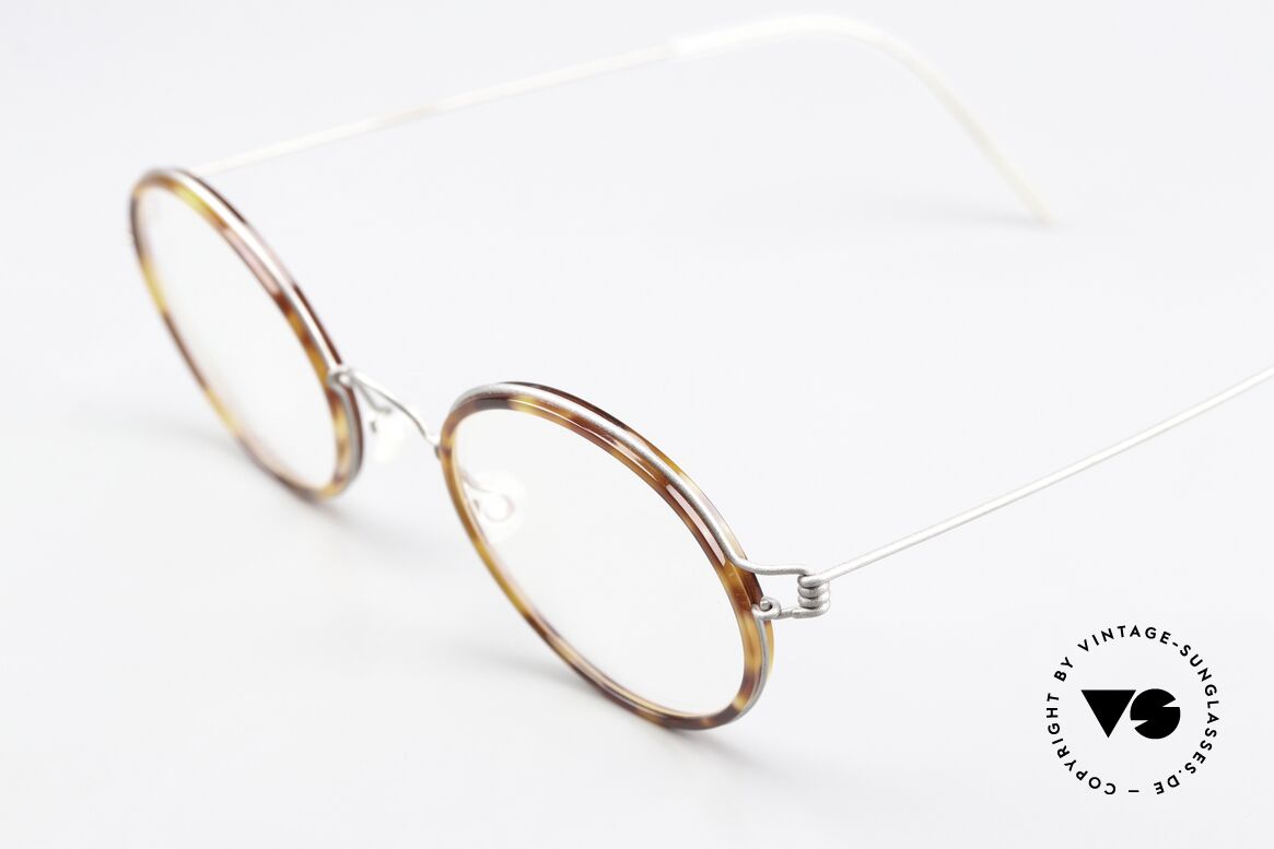 Lindberg Harley Air Titan Rim Runde Brille Damen & Herren, Fassung in mattgrau mit Inlay in einer Art "Schildpatt", Passend für Herren und Damen