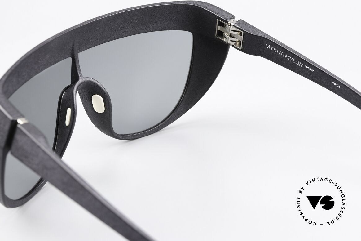 Mykita Mylon Vega Haute Couture Sonnenbrille, Größe: extra large, Passend für Herren und Damen