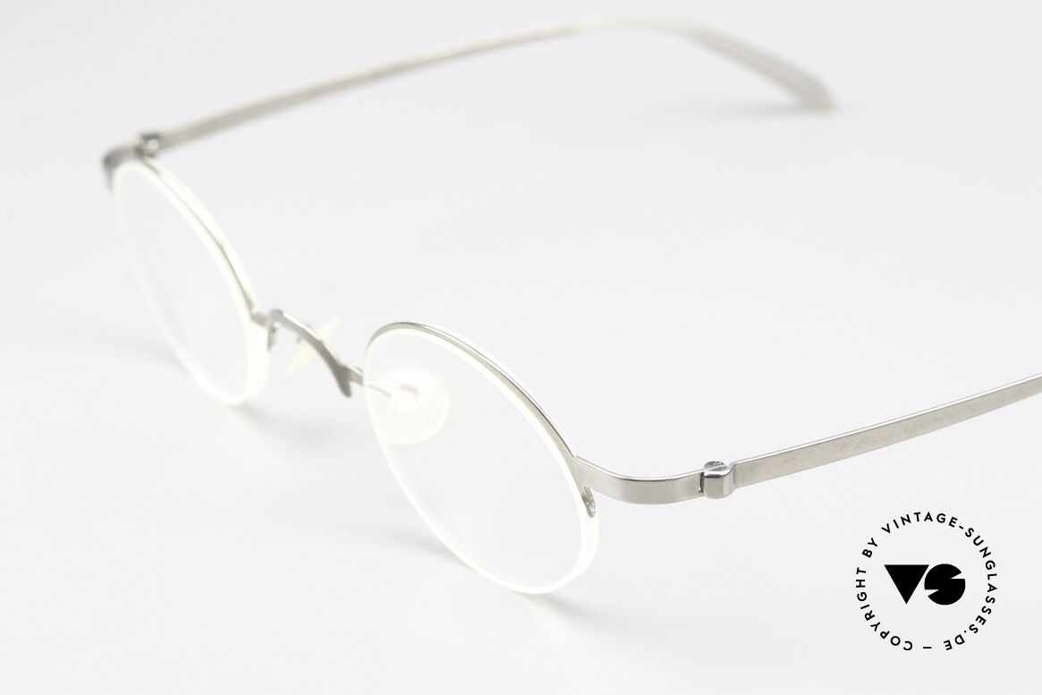 Lindberg 7005 Strip Titanium Runde Titanium Brille Unisex, extrem stabile Brille, flexibel & elastisch, und nur 3,4g, Passend für Herren und Damen