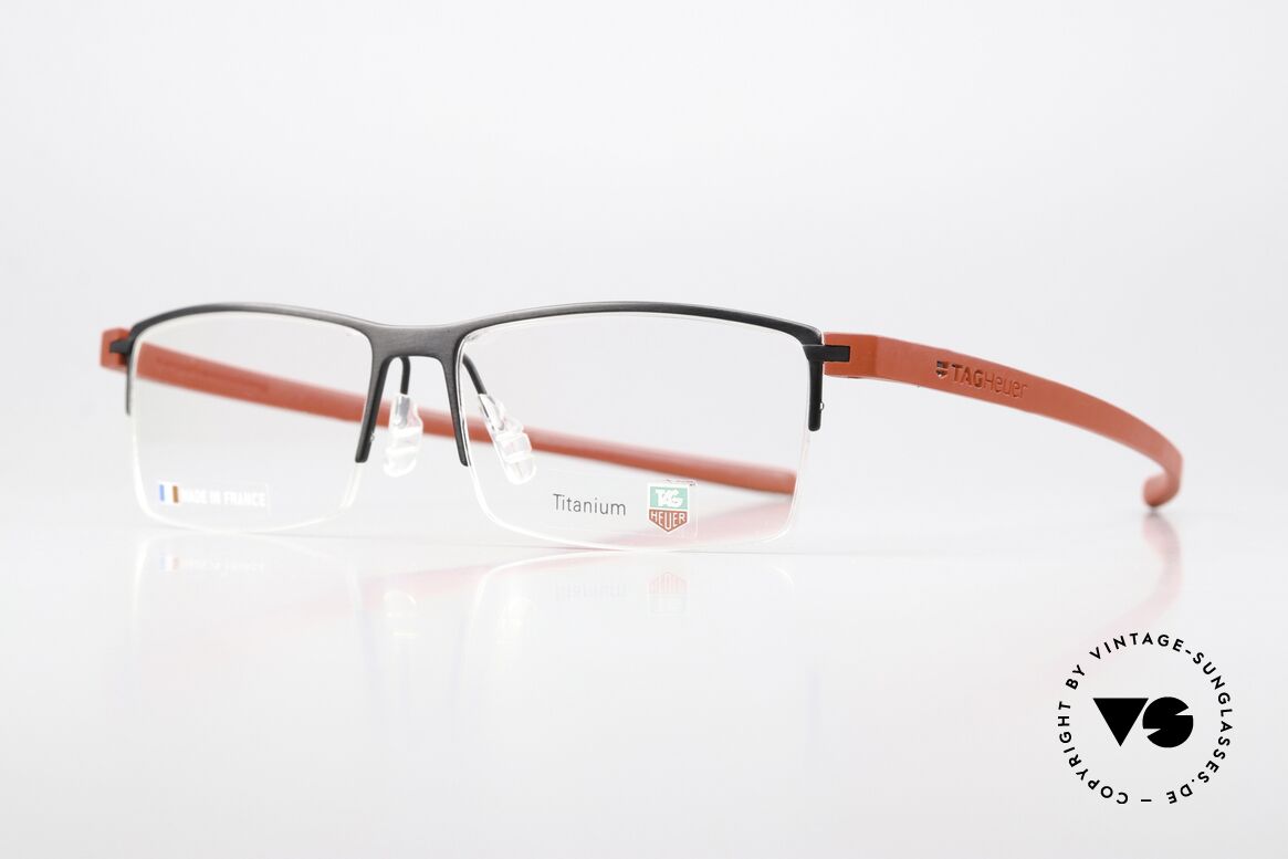 Tag Heuer 3921 Reflex Halbrand Titanium Brille, Avantgarde "Racing" Bügel aus Elastomer-Gummi, Passend für Herren