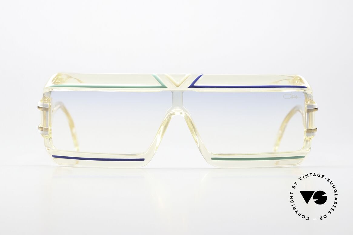 Cazal 856 RocknRolla Film Sonnenbrille, getragen von "Johnny Quid" im Film 'Rock N Rolla', Passend für Herren und Damen