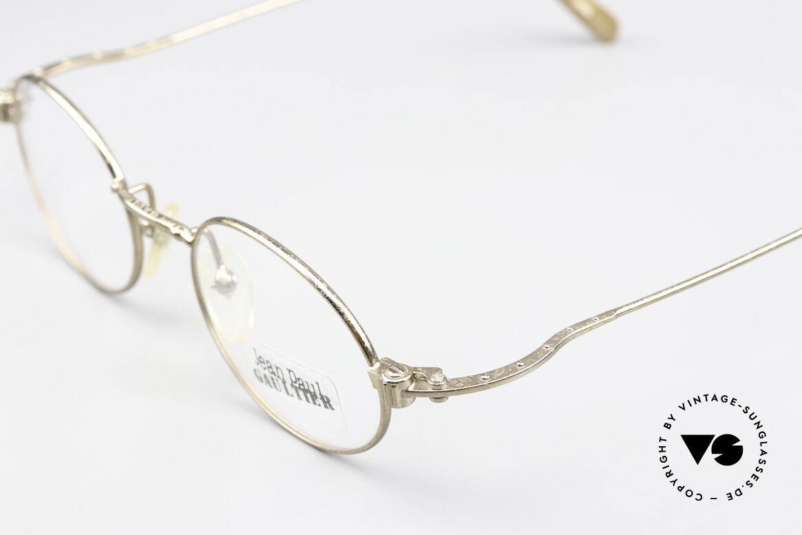 Jean Paul Gaultier 55-6105 Vintage Fassung Antik Gold, ungetragen; wie all unsere alten JPG Brillenfassungen, Passend für Herren und Damen